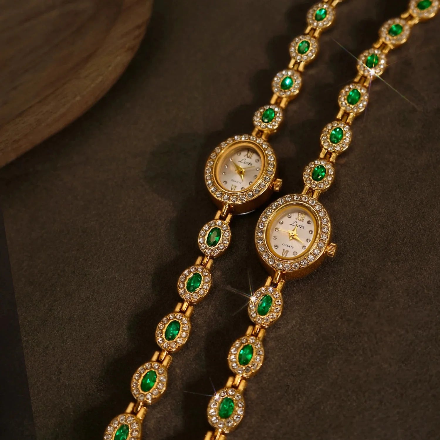 Womens Bracelet Watch with Crystal Dial Quartz