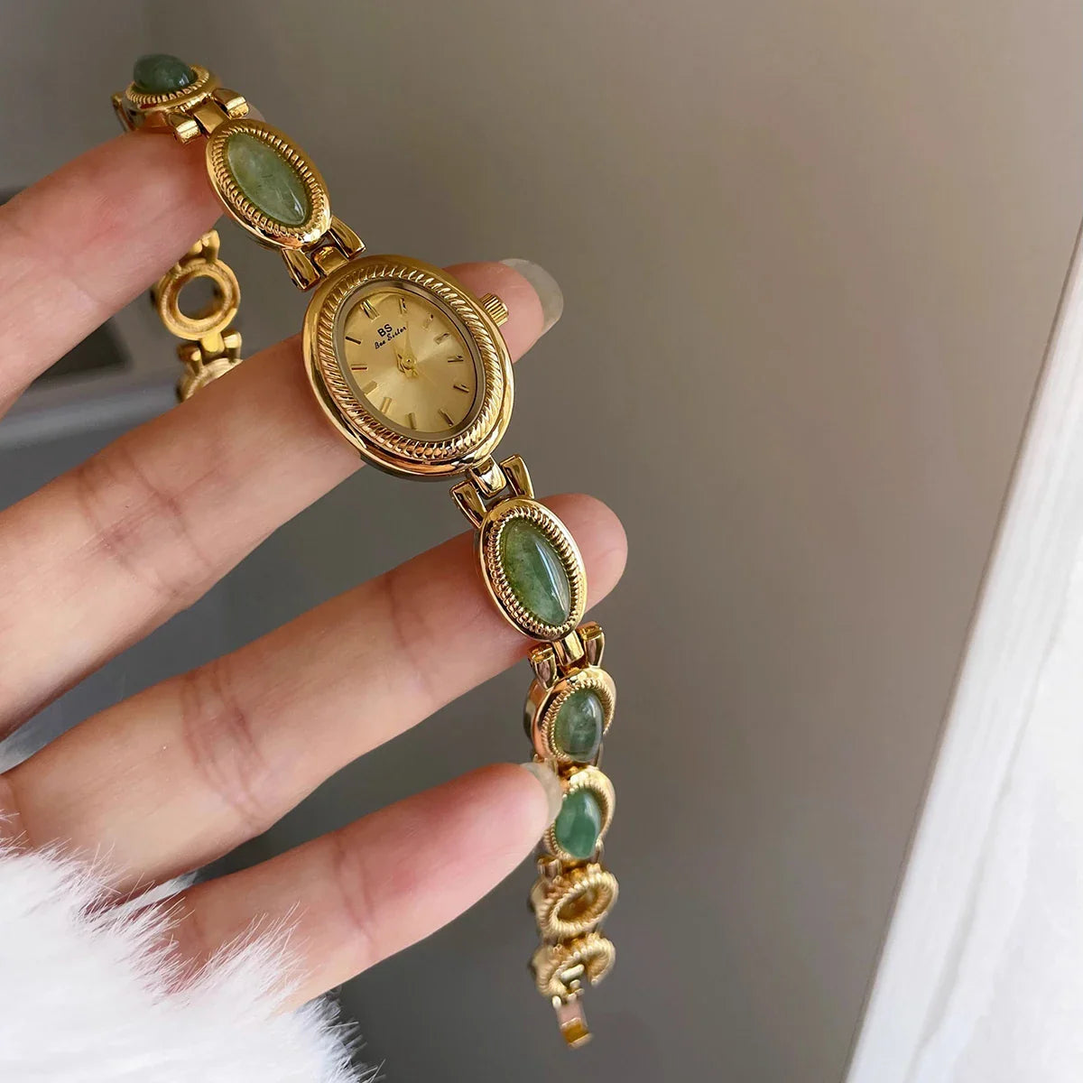Women's Vintage Oval Bracelet Watch with Stone Links
