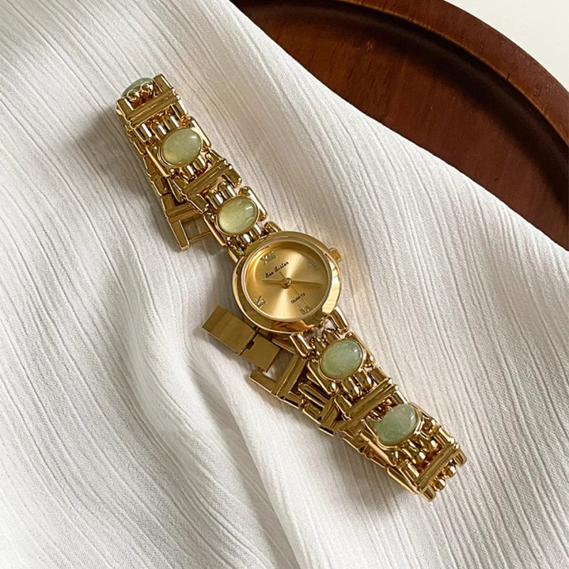 Elegant Round Dial Womens Quartz Watch